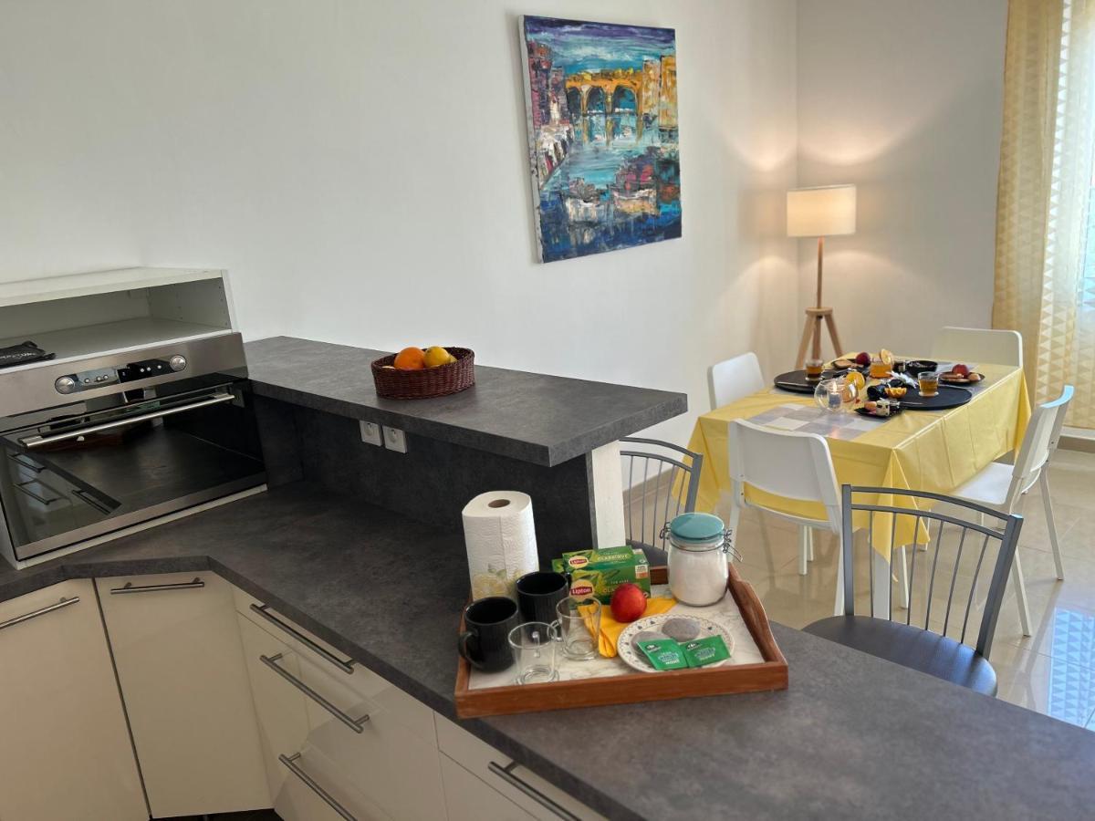 Celebre Vieux Port, Marseille Apartment Екстериор снимка