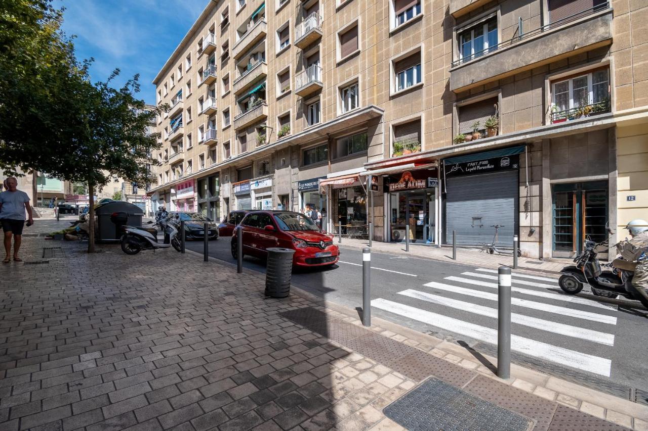 Celebre Vieux Port, Marseille Apartment Екстериор снимка