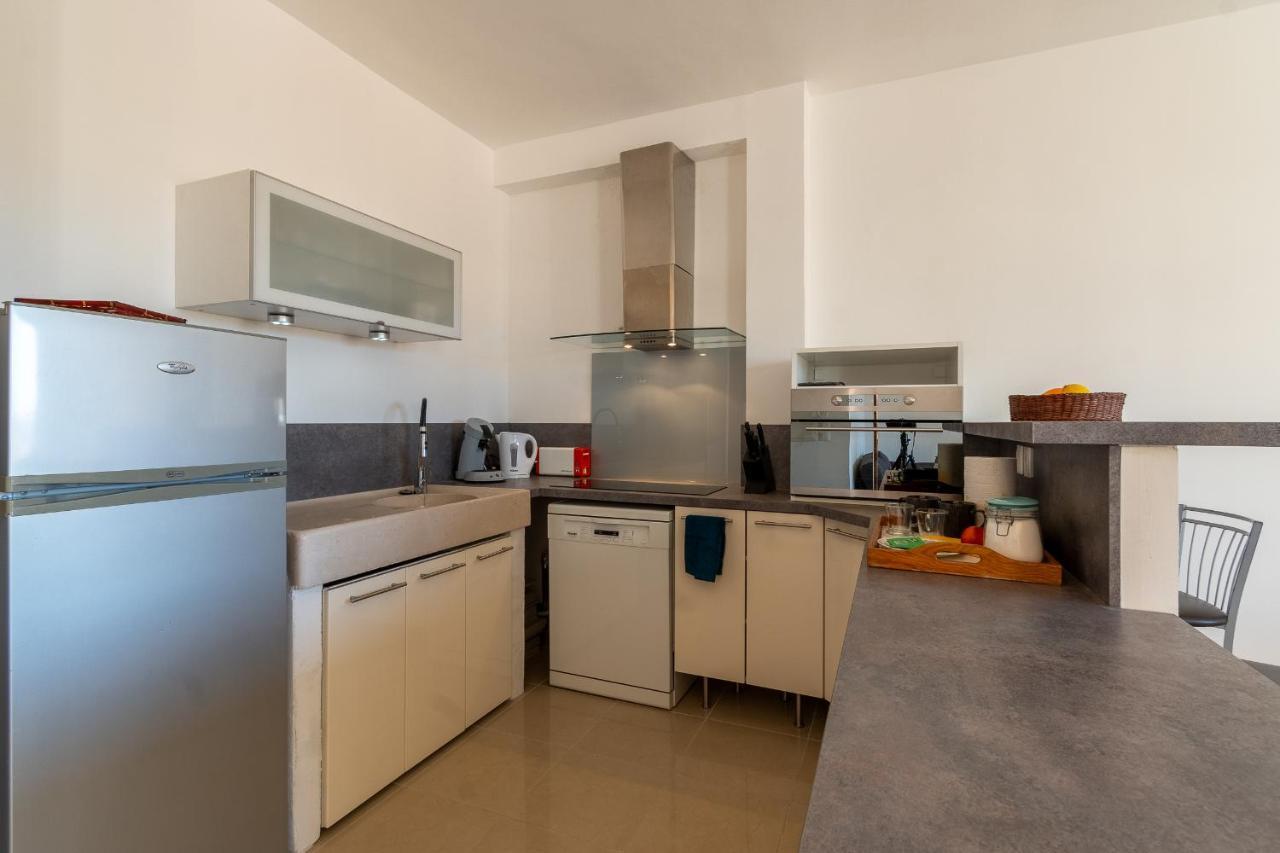 Celebre Vieux Port, Marseille Apartment Екстериор снимка