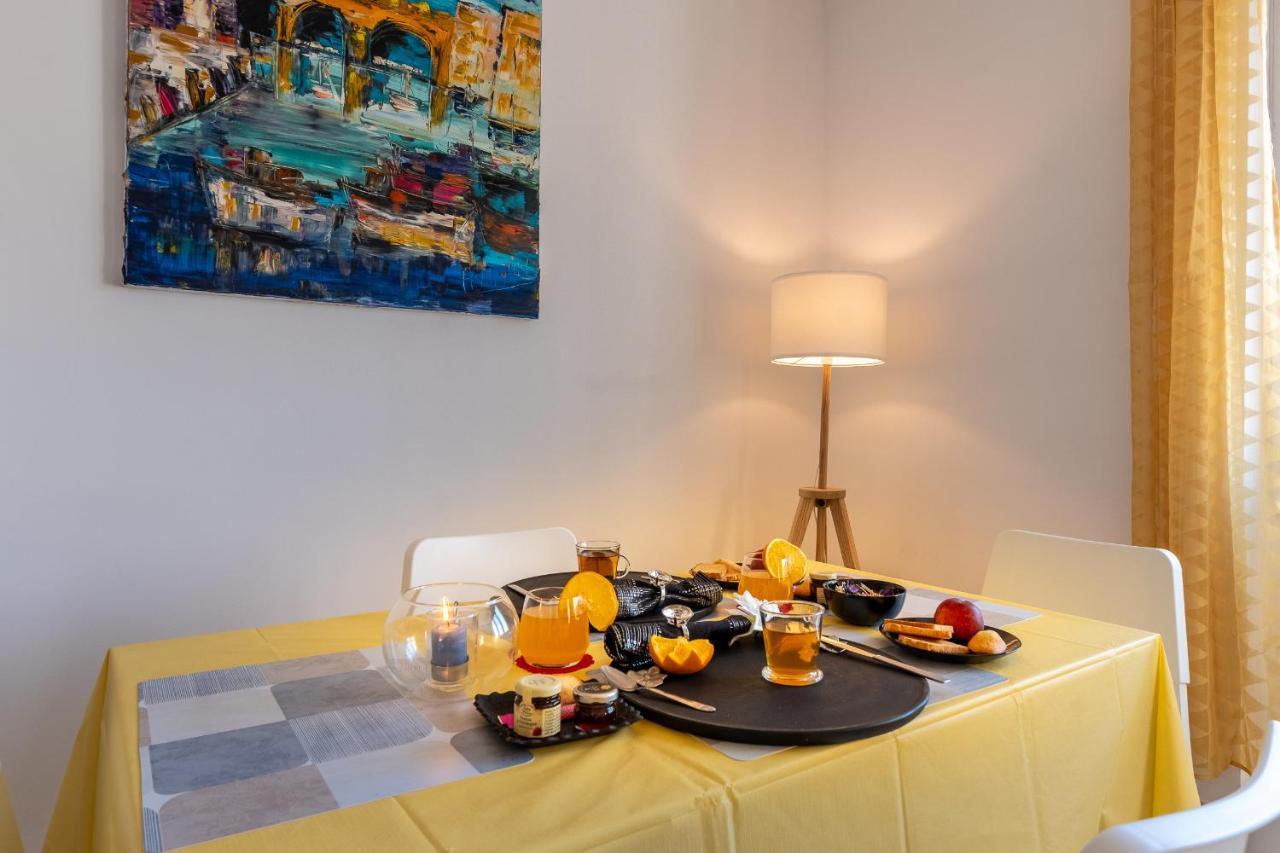 Celebre Vieux Port, Marseille Apartment Екстериор снимка