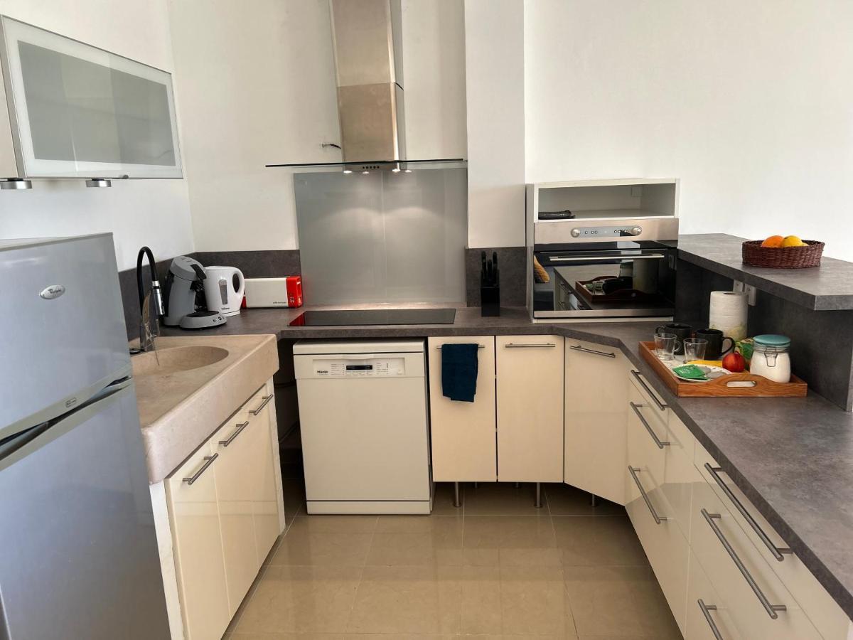 Celebre Vieux Port, Marseille Apartment Екстериор снимка