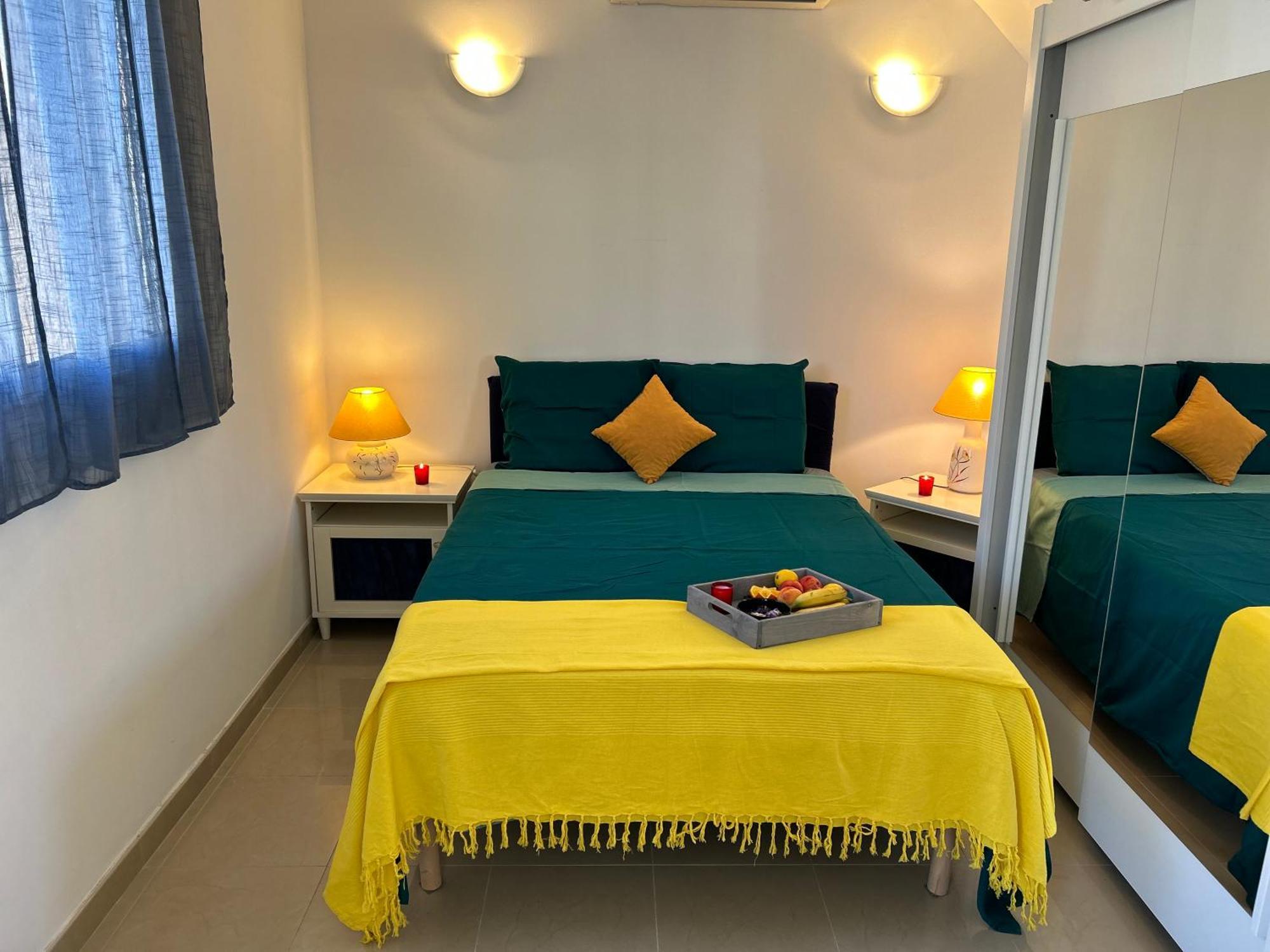 Celebre Vieux Port, Marseille Apartment Екстериор снимка