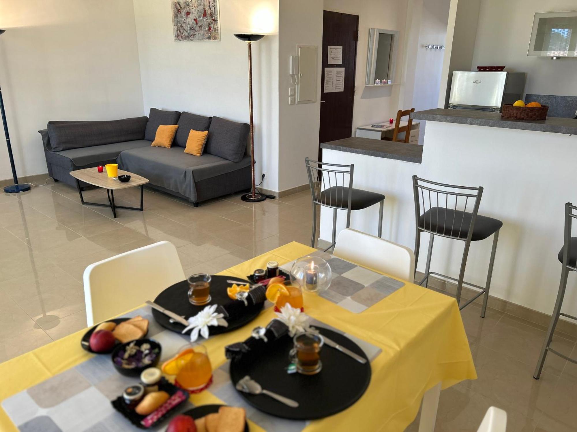 Celebre Vieux Port, Marseille Apartment Екстериор снимка